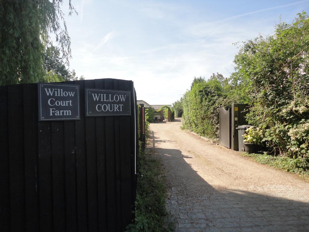 Willow Court Farm Studio West & Petting Farm, 8 Mins To Legoland & Windsor, 15 Mins To Lapland Uk Экстерьер фото